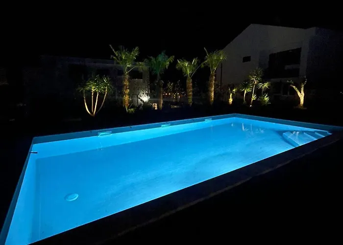 Sandy Bay With Pool