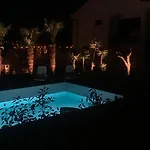 Sandy Bay With Pool Appartement *