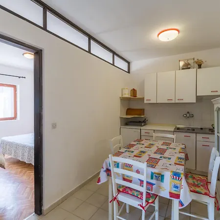 Apartment Sandy Bay With Pool *