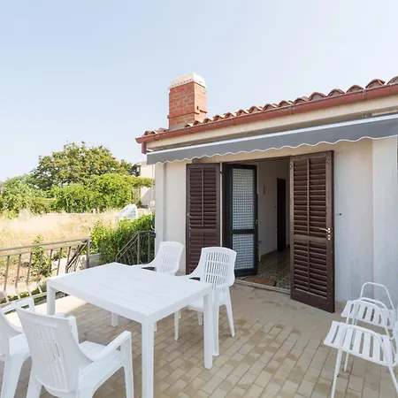 Sandy Bay With Pool Apartman *