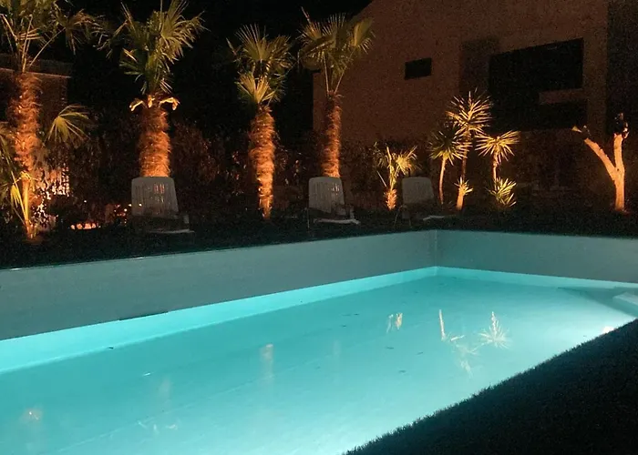 Sandy Bay With Pool Pjescana Uvala