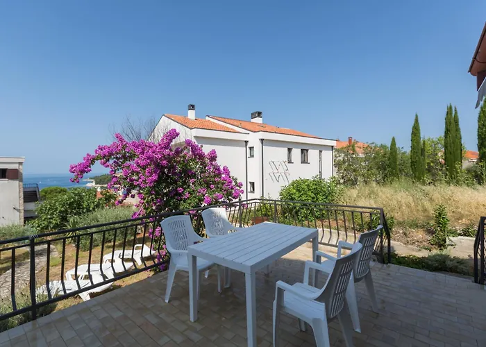 Sandy Bay With Pool Apartman *